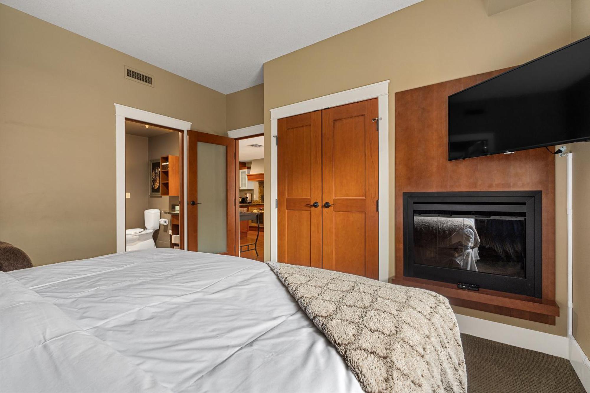 Adventurer'S Escape~ Mountain Luxury Resort Canmore Eksteriør bilde